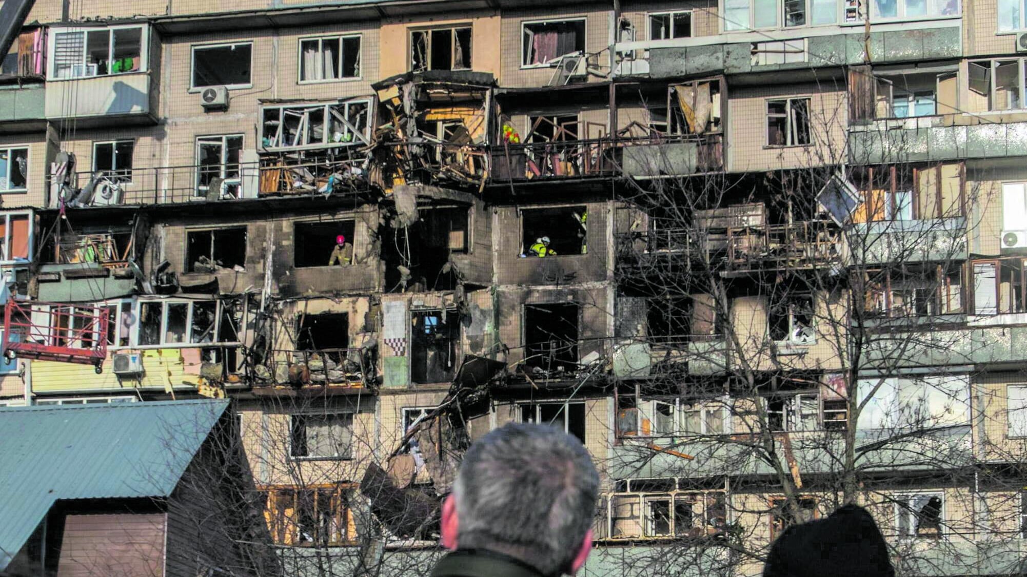 Inferno di bombe russe su Kiev. La vendetta ucraina sul petrolio