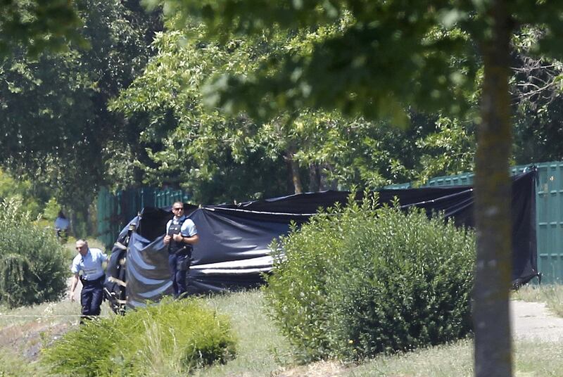 Francia, attentatori in fabbrica 12