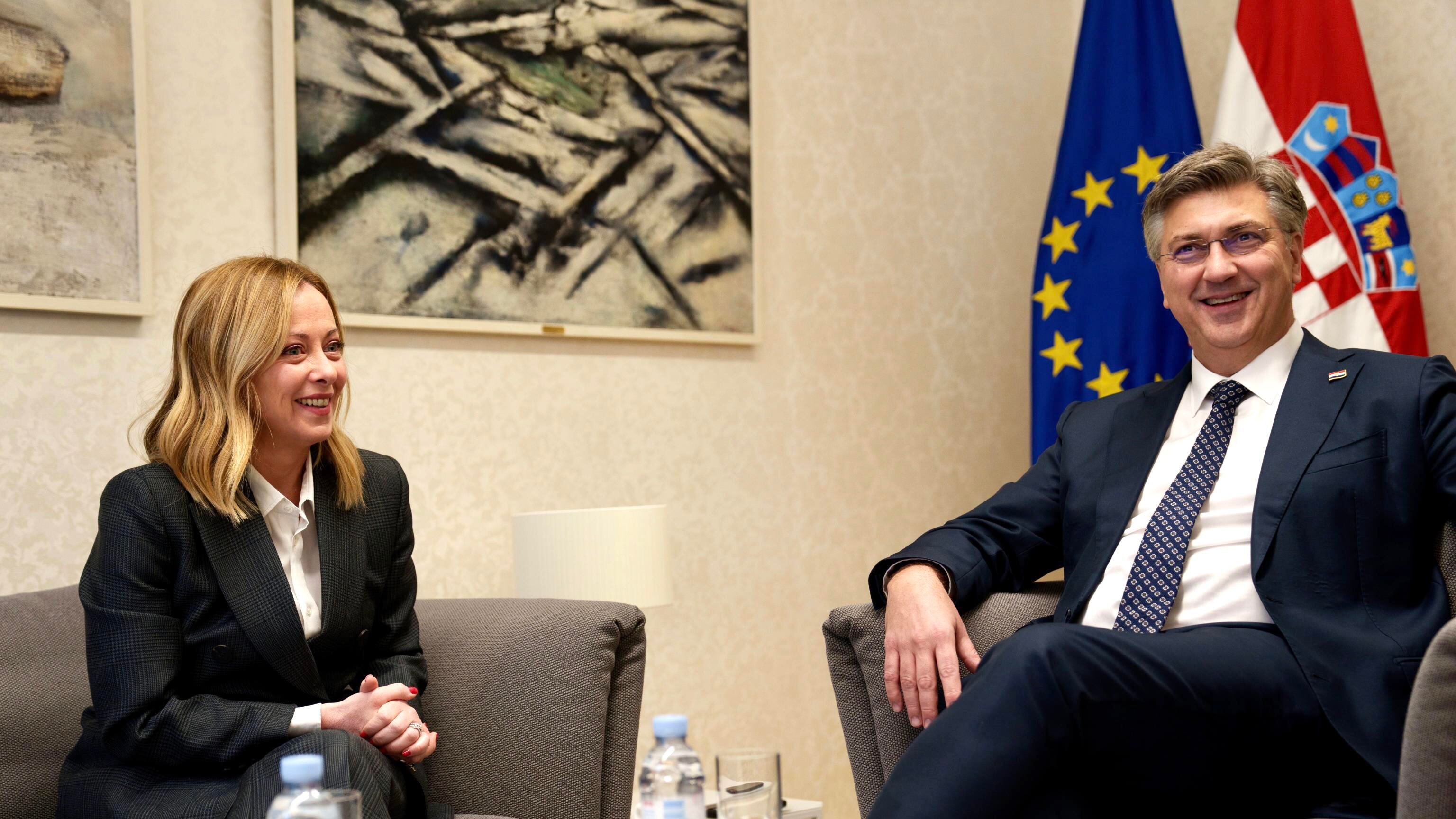 Accordo con l'Albania, così Giorgia Meloni gela la Schlein