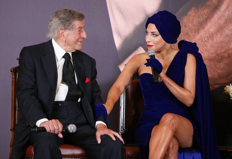 Tony Bennett, scomparso il grande della musica americana 9