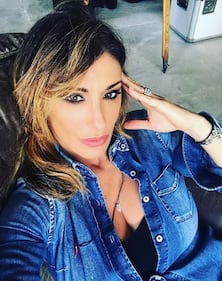 Sabrina Salerno mozzafiato in piscina  5