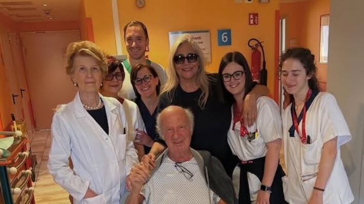 Nicola Carraro, la foto in ospedale con Mara Venier. Cosa è successo