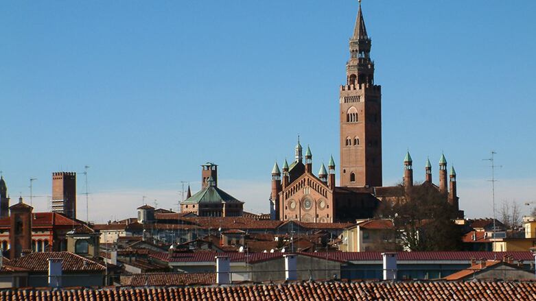 "Finocchio di m...": otto mesi a un tunisino per aver picchiato un gay