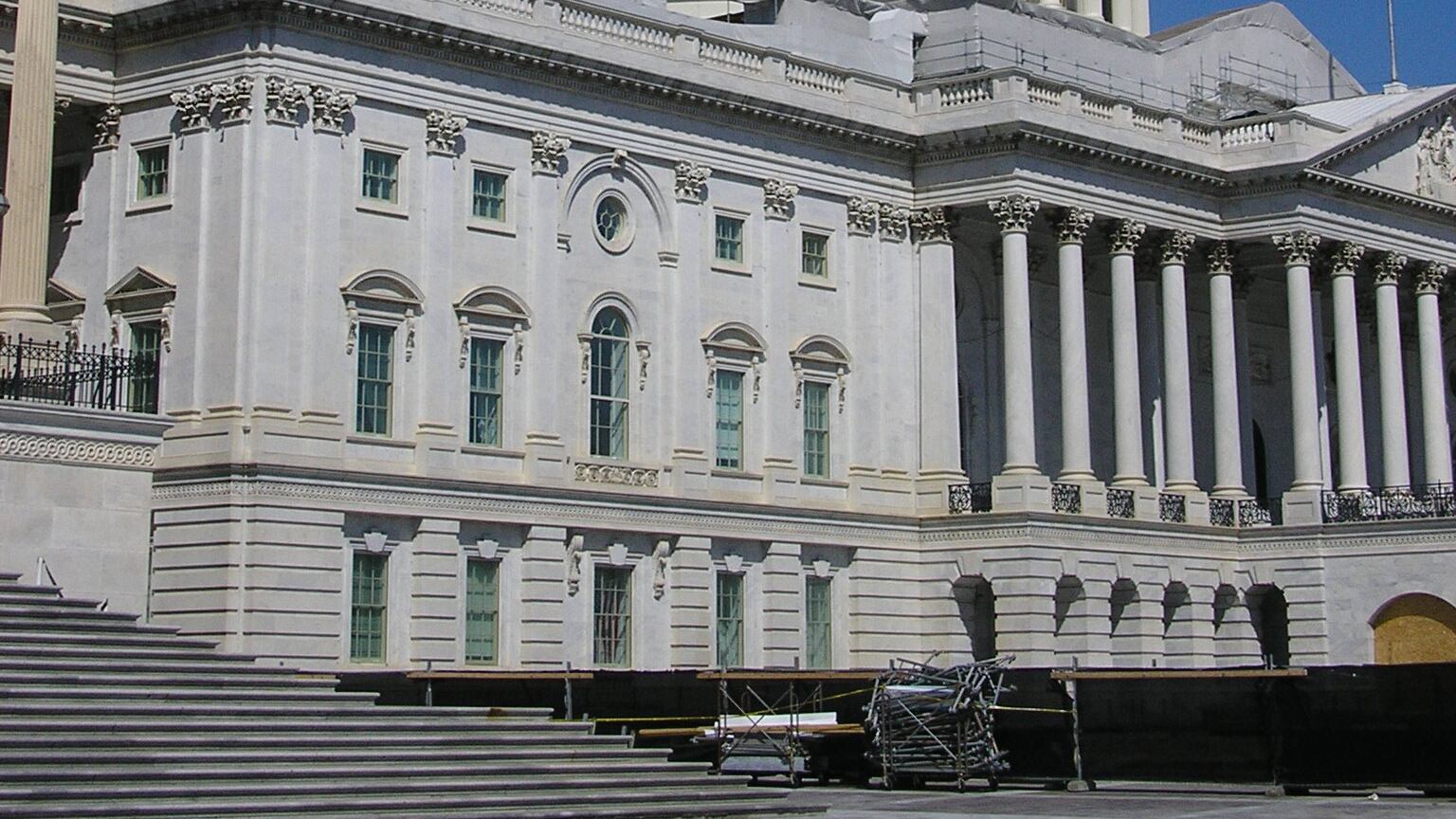 "È corrotto". Gli americani pronti alle armi contro il governo