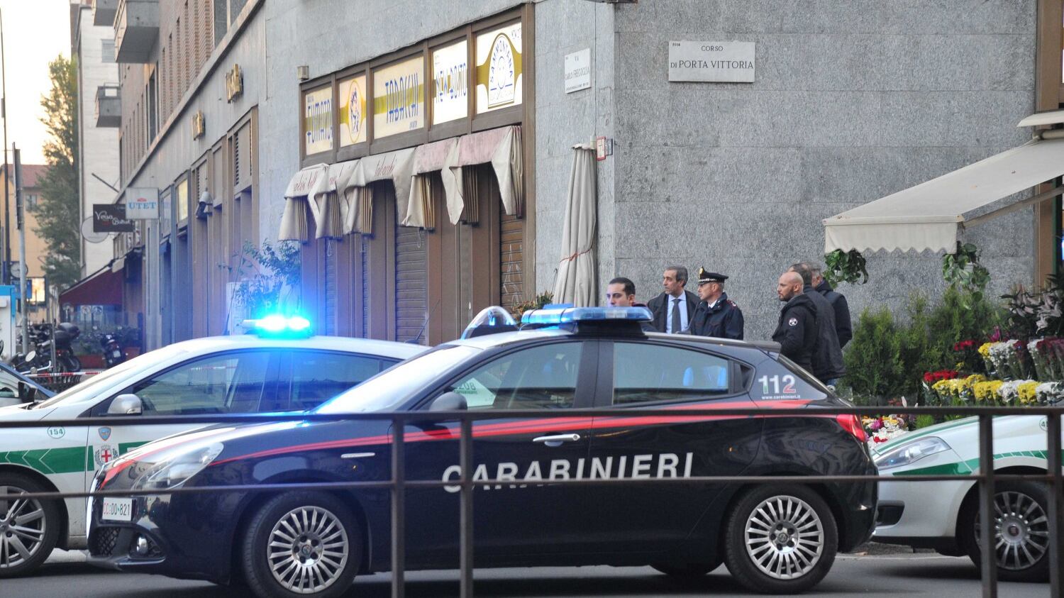 Aggredisce un uomo e poi minaccia un agente: arrestato brasiliano