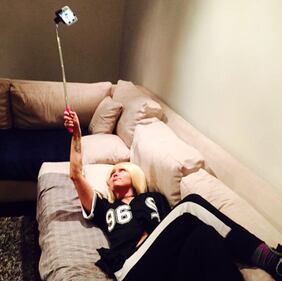 Le star che si fanno più selfie, da Madonna a Kim Kardashian 32