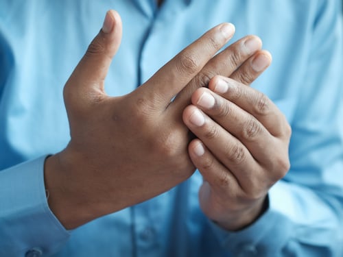 Dolori articolari, i rimedi naturali più efficaci