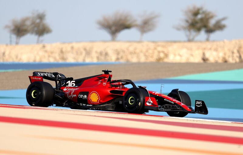 Formula 1, primo giorno di test in Bahrain: le immagini più belle 16