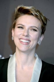 Scarlett Johansson, le foto 10
