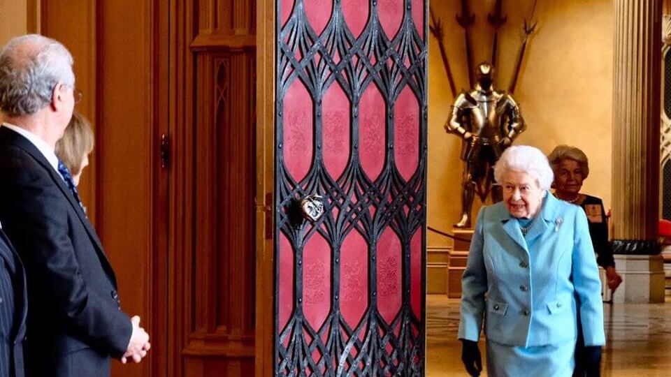 L'indiscrezione: "Meghan non può indossare i gioielli della Corona"