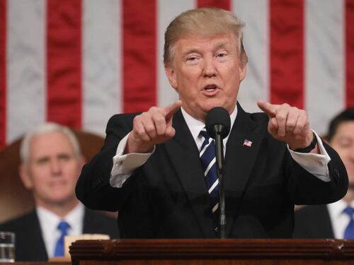 Con Trump gli americani più sicuri: "In calo la vendita delle armi"