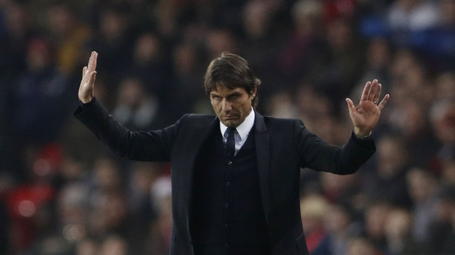 Conte fa «fiesta» e mette Ranieri nei guai Alonso e Pedro fanno dimenticare Costa