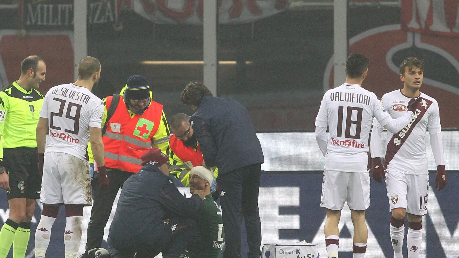 In Inghilterra attaccano Lapadula: "Intervento terribile su Hart"