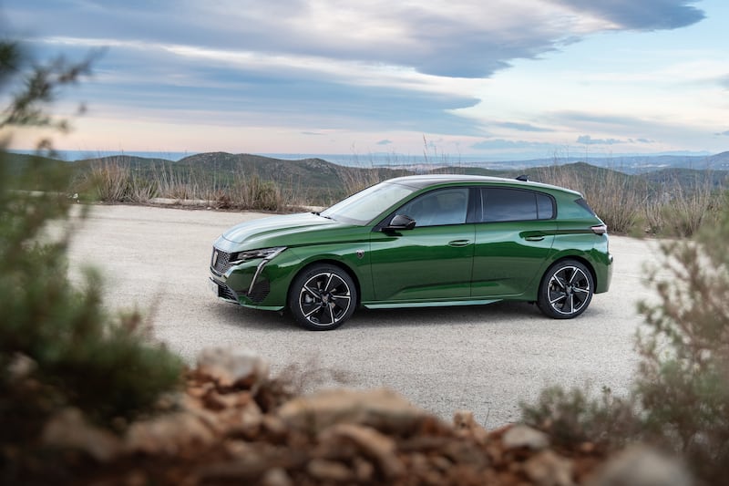 Peugeot e-308, guarda la gallery 3
