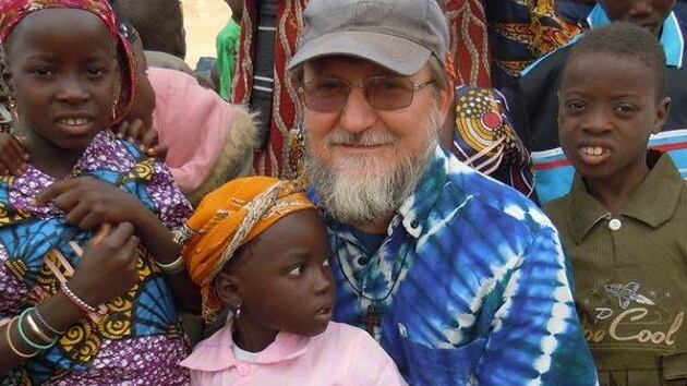 Niger, il confratello di padre Maccalli: "Sappiamo che è vivo"