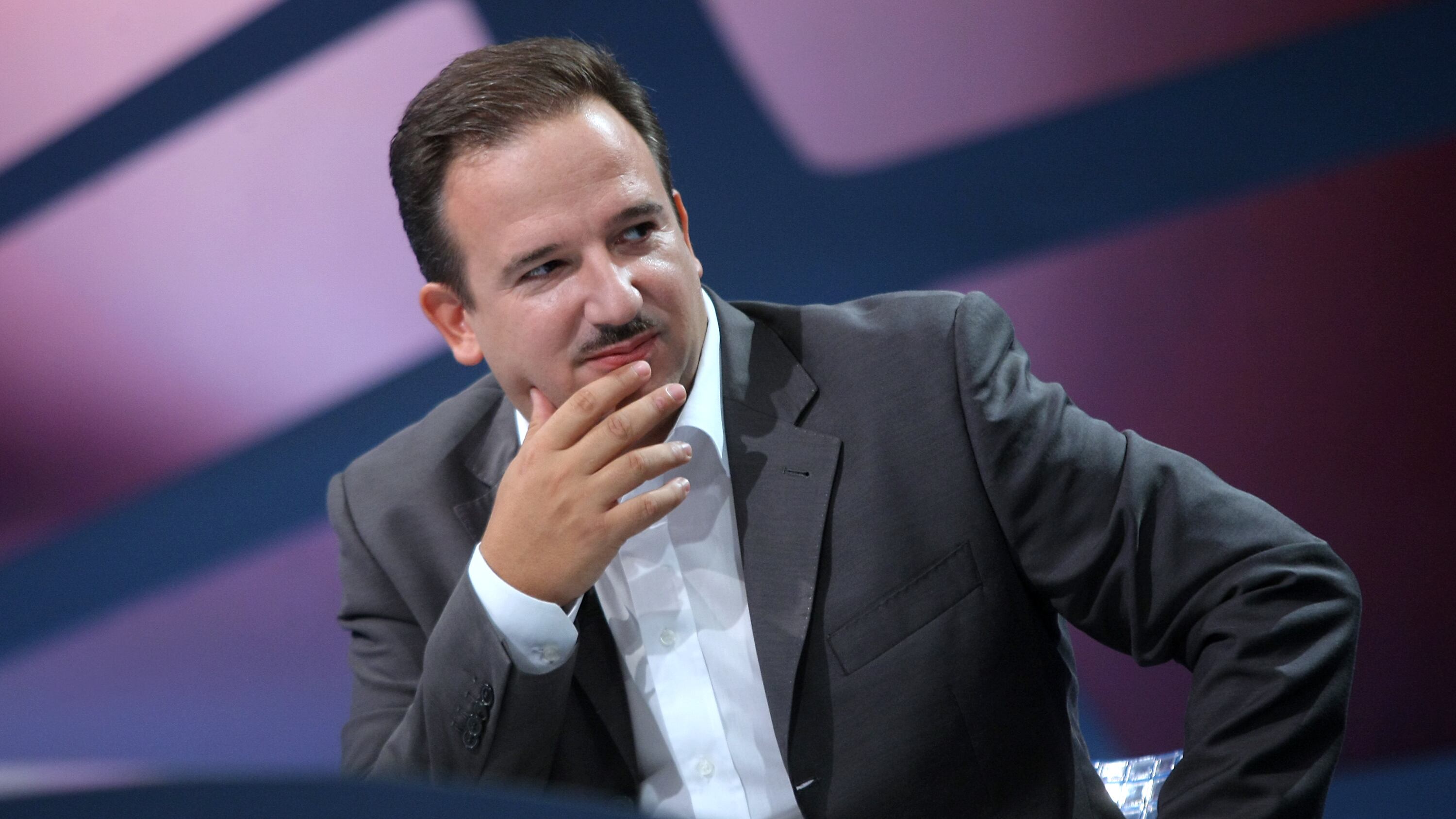 Guzzanti, Minoli, Telese. La rete aggiunge volti tra satira e informazione