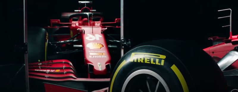 La Ferrari toglie i veli: ecco tutti gli scatti della nuova SF21 7
