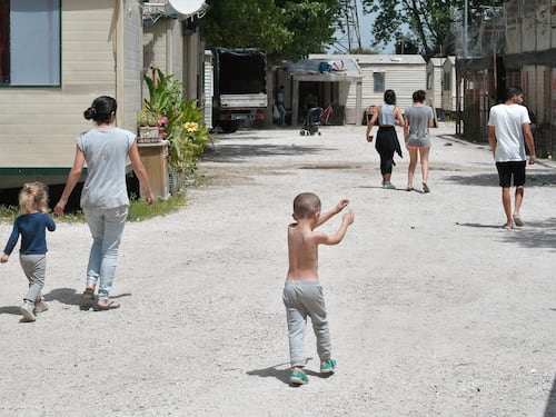 Rom mette incinta una 13enne: "La rivoglio, ora denuncio tutti"