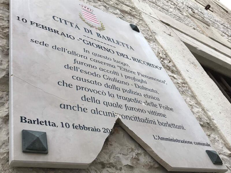Barletta, deturpata la lapide in ricordo delle foibe 6