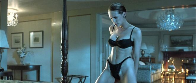 Gli striptease più sexy della storia del cinema 36