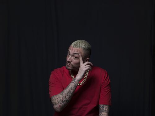 Guè Pequeno: "Il rap è come il rock. Se è troppo di moda piace solo ai bambini"