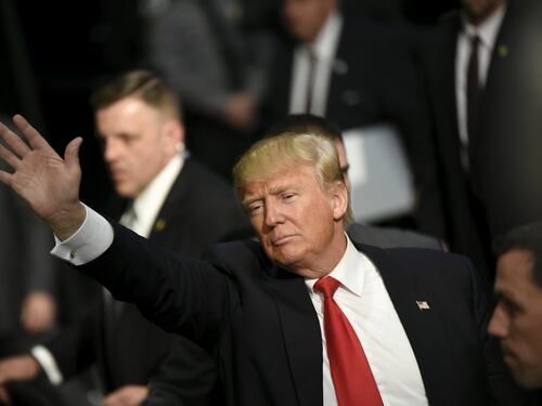 Trump su Twitter cita Mussolini
