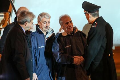 Gli ex ostaggi sono arrivati a Ciampino 12