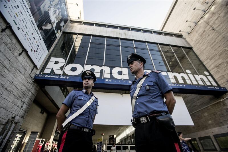 Controlli nelle stazioni per il Giubileo 10