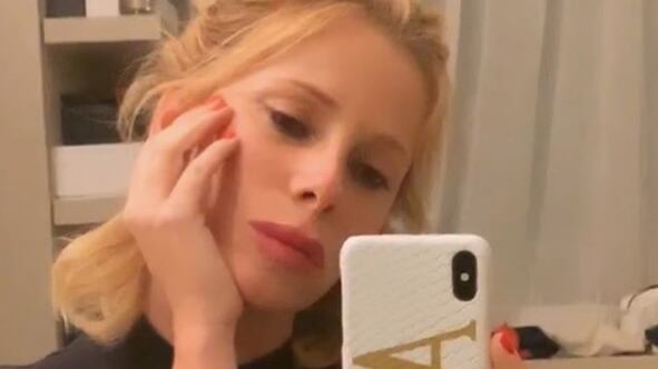 Alessia Marcuzzi: "Sono fuori controllo". E prende in giro gli hater sui social