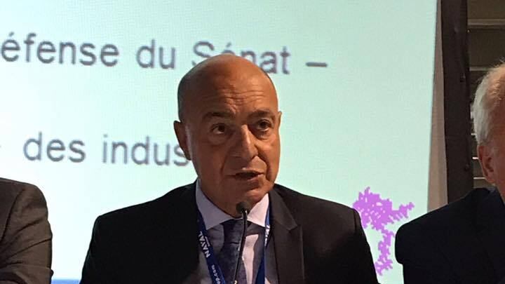 Latorre all'Agenzia Difesa ma il suo Cv è nel mirino