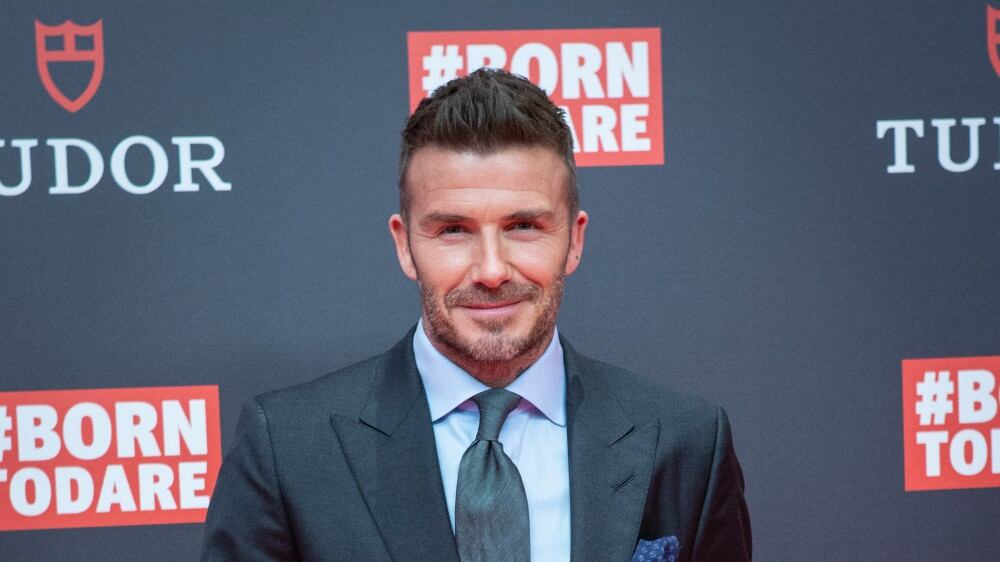Guida pericolosa, multa e ritiro della patente per David Beckham