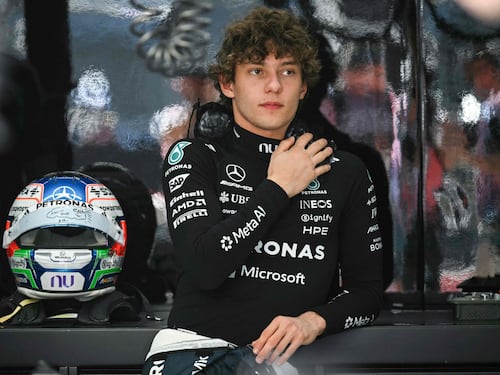 Kimi Antonelli va ko per l’influenza e salta il Media Day: ecco quando tornerà in pista