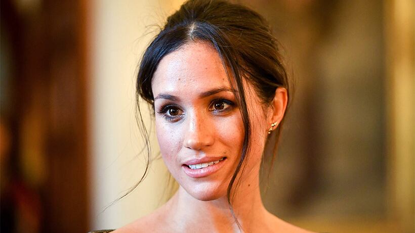 Meghan Markle e l’outfit che ricorda Lady D. La foto di Vogue