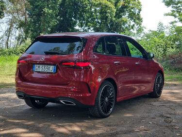 Nuova Mercedes Classe B 2023: guarda la gallery della prova  6