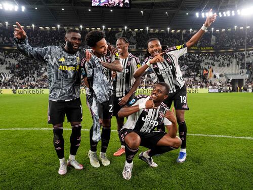 La Juventus non sbaglia: batte 2-0 il Bologna e si porta a -3 da Napoli e Milan