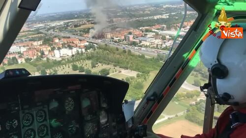 Inferno sulla A14: le foto dall'elicottero 1