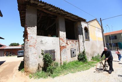 Dramma a Besate: omicidio e suicidio 13