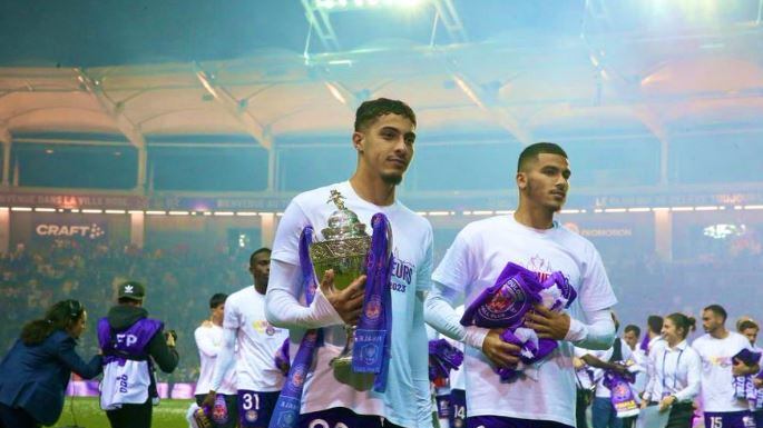 "A casa mia le donne...". È bufera sul calciatore islamico Zakaria Aboukhlal