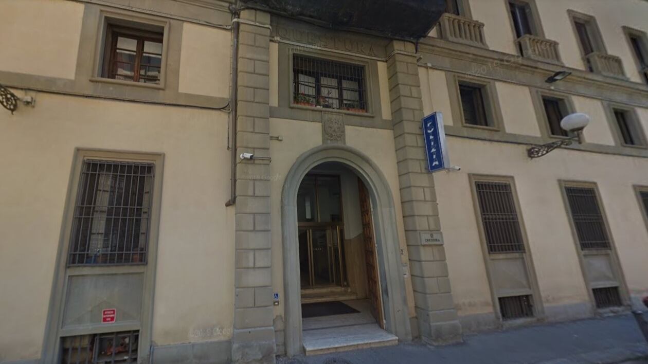 Firenze, tentato stupro e rapina: 30enne pestata finisce in ospedale