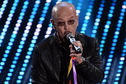 Sanremo 2016: gli abiti della prima serata 21