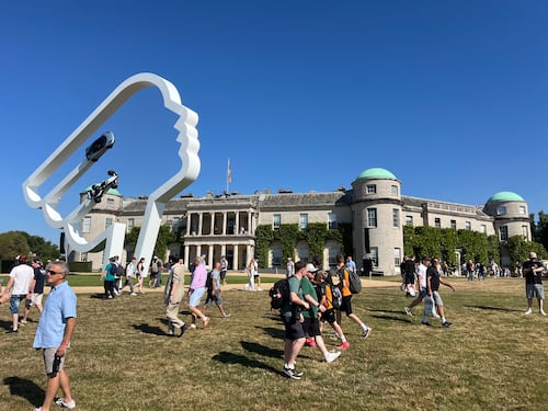 Goodwood, il canto della velocità tra le colline inglesi