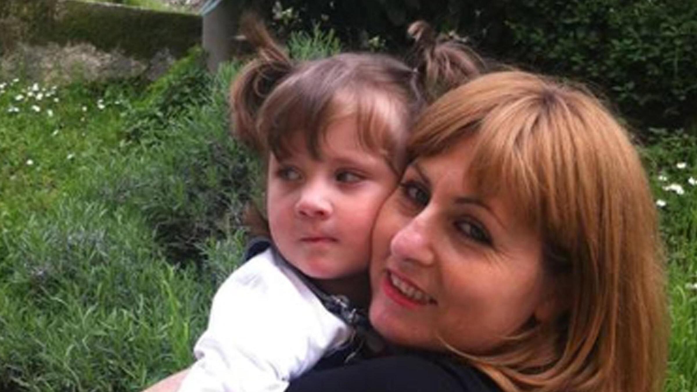 Il messaggio di Simona: "Grazie mamma sei la migliore amica"
