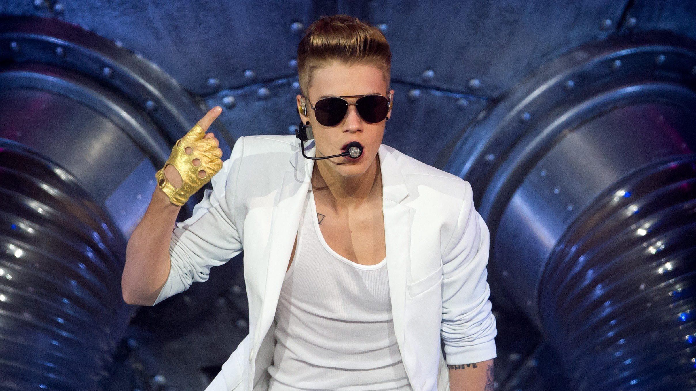 La popstar dal ritiro continuo. Così Justin Bieber fa affari d'oro
