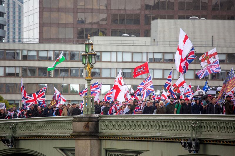 Londra, migliaia di partecipanti in memoria di Charlie Kirk 1