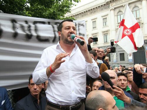 La Lega scende in piazza a Milano
