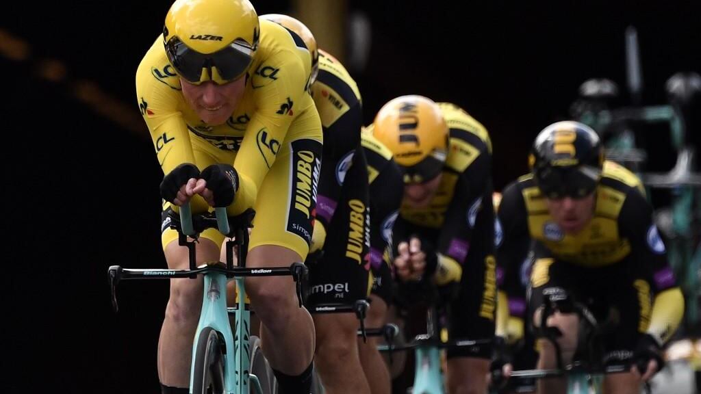 Il Tour a casa Merckx è un affare solo orange Vola il trenino giallo
