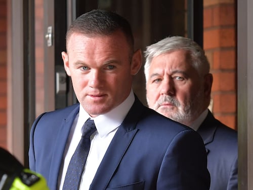Rooney, due anni senza patente per guida in stato di ebbrezza: "Chiedo scusa"