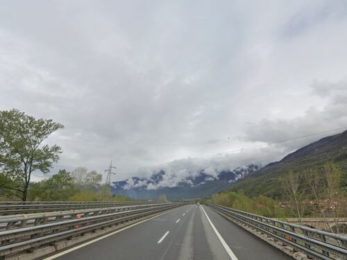 Incidente sulla Torino-Bardonecchia, un'altra auto viaggia contromano: un morto e 3 feriti