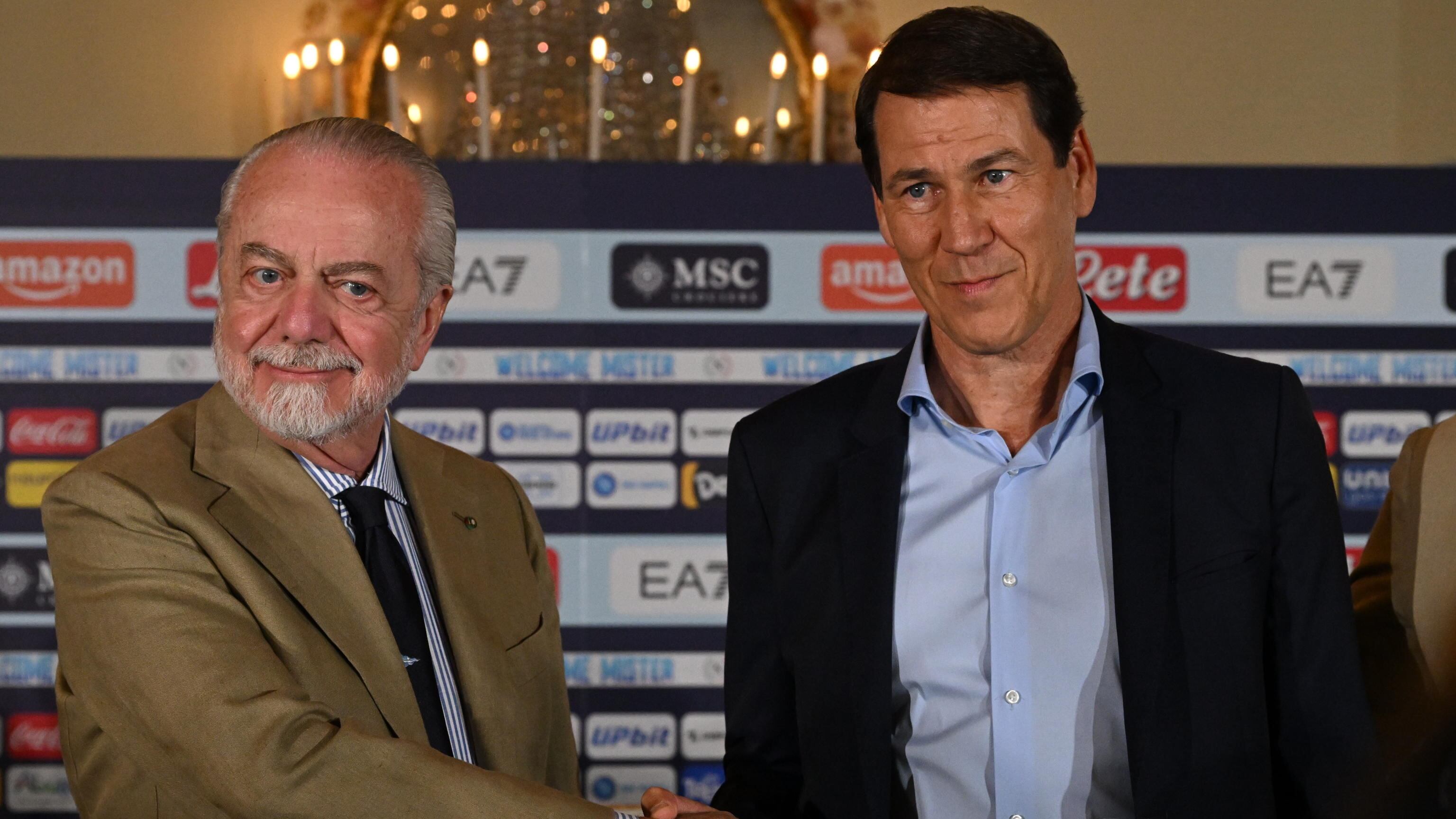 "Volevo mandarlo via subito". Il retroscena di De Laurentiis che distrugge Garcia