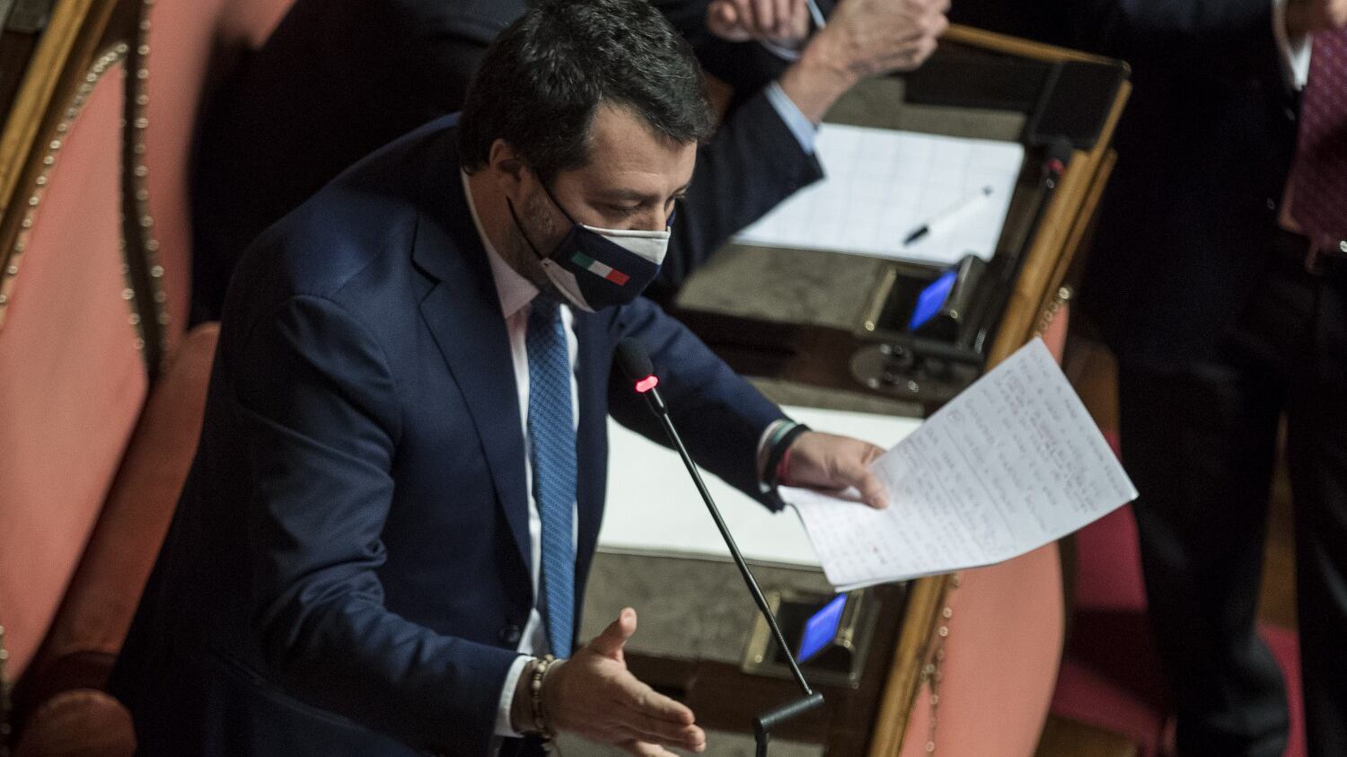 Il centrodestra unito al Colle: "Subito elezioni, ma senza Conte..."